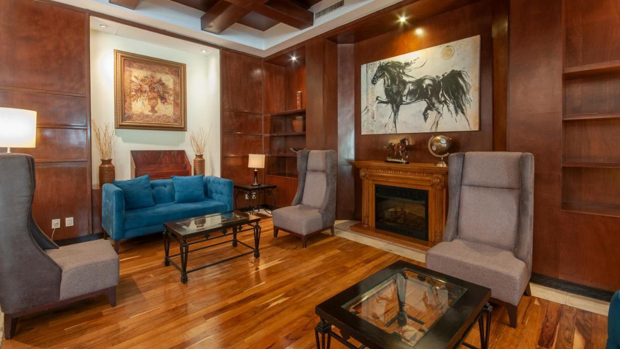 Belair Unique Mexico City Wtc, Trademark By Wyndham Экстерьер фото The living room of the presidential suite